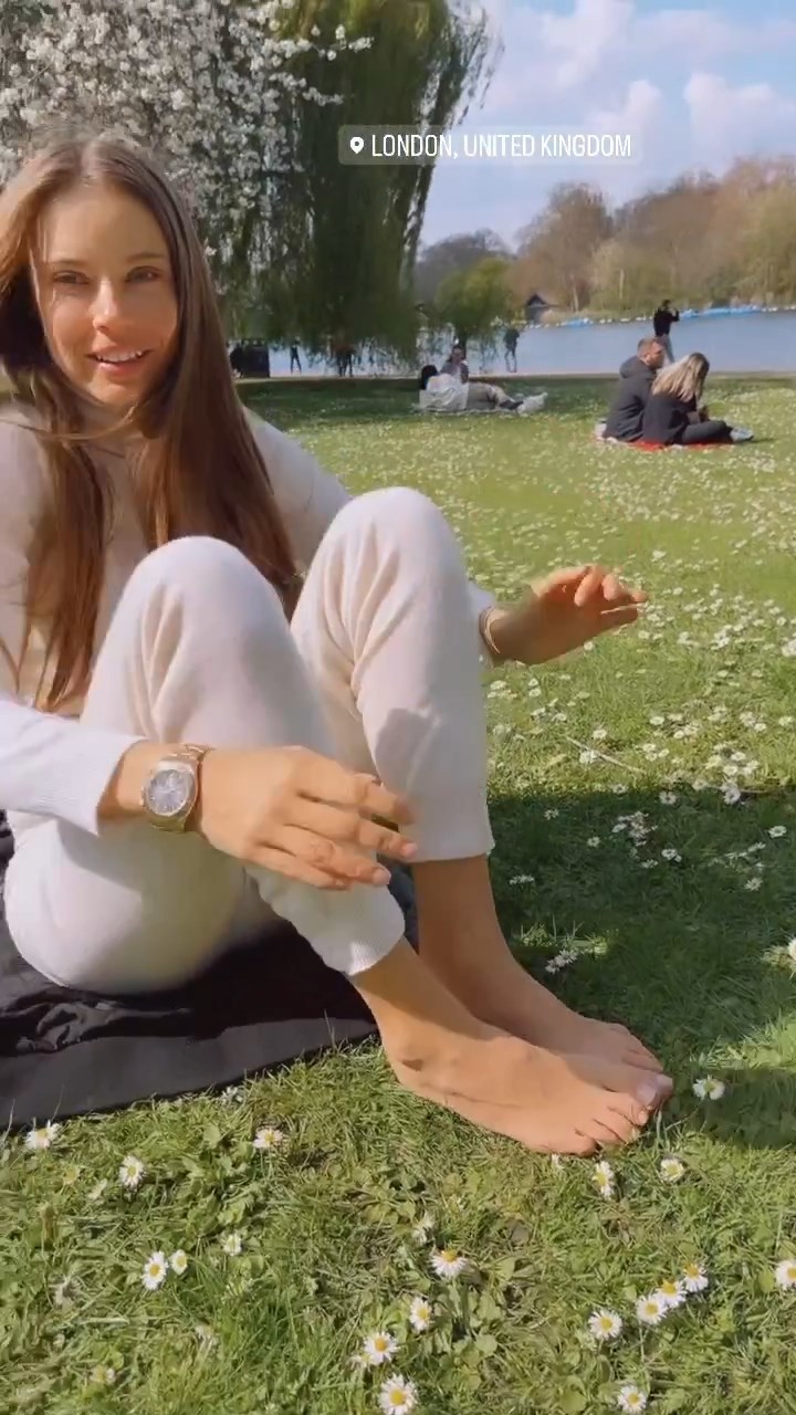 Xenia Tchoumitcheva Feet